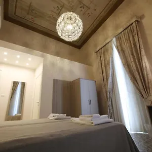 elios-rooms.taorminaitalyhotels.com/